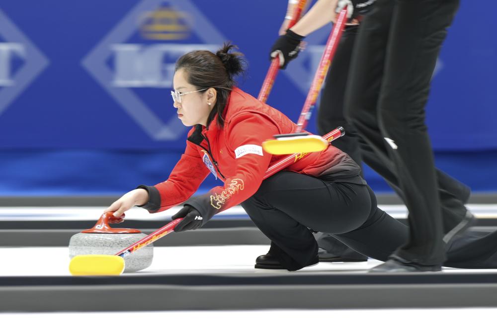 澳超战报：鲁弗、纳贾林破门，惠灵顿凤凰2-1阿德莱德联